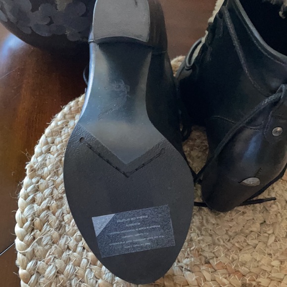 UGG Analise Exposed fur lace up boots. - Picture 6 of 16